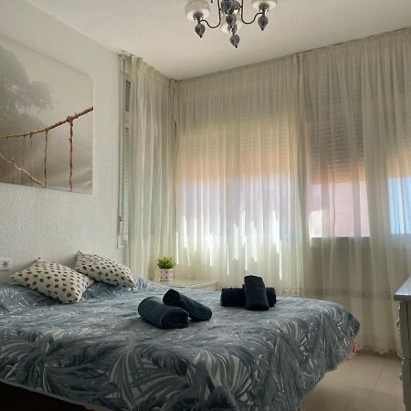 Home Away In The Heart Of Town Torremolinos Buitenkant foto