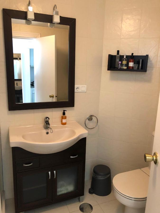 Home Away In The Heart Of Town Torremolinos Buitenkant foto