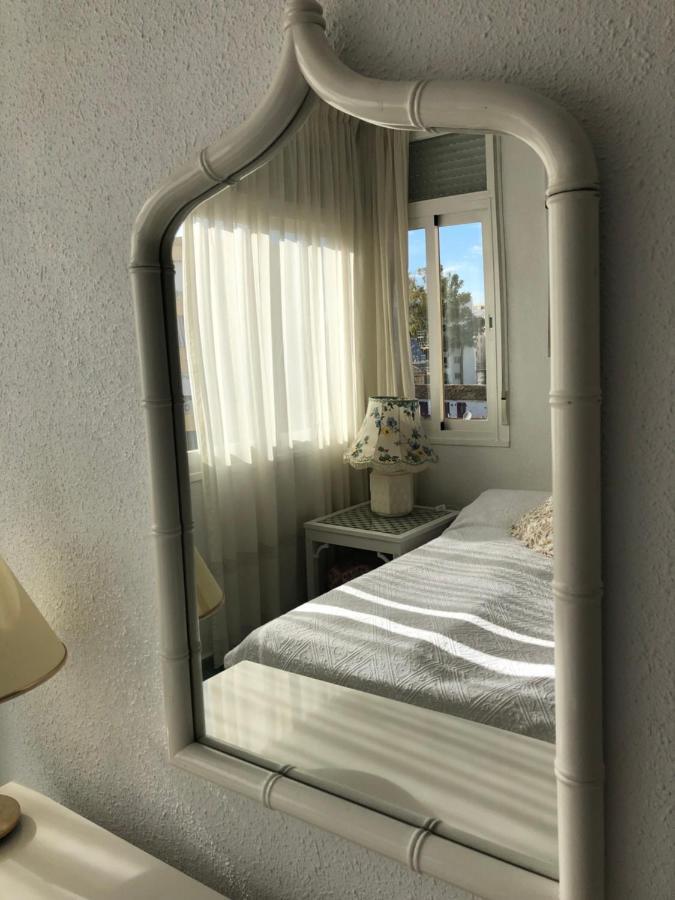 Home Away In The Heart Of Town Torremolinos Buitenkant foto