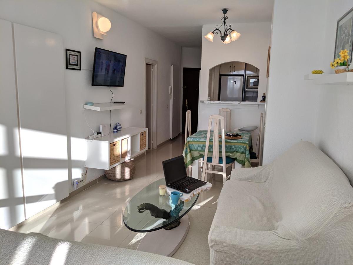 Home Away In The Heart Of Town Torremolinos Buitenkant foto